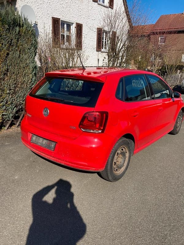 Gebraucht VW Polo 75 PS (55 kW) 2009 Rot Kleinwagen