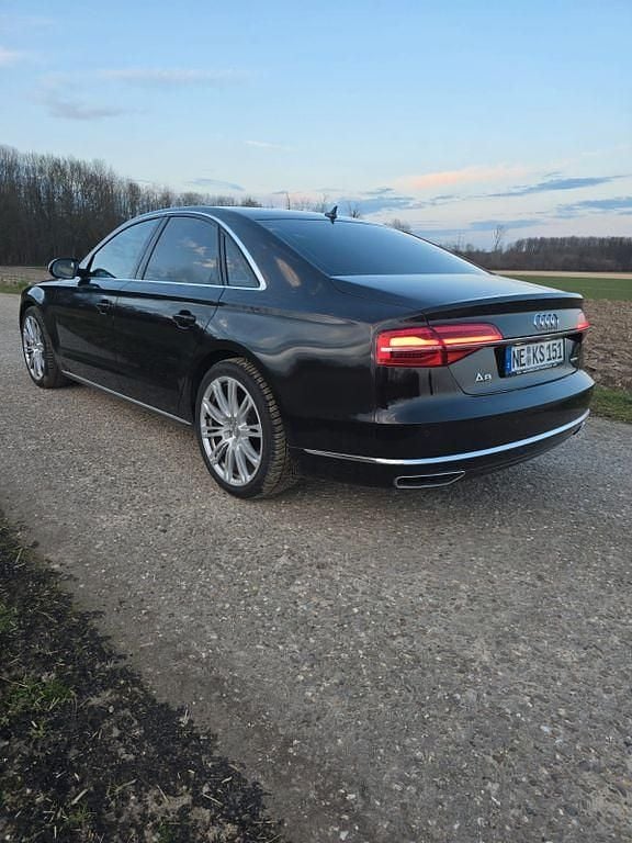 Gebraucht Audi A8 Ambiente 385 PS (283 kW) 2014 Schwarz Limousine
