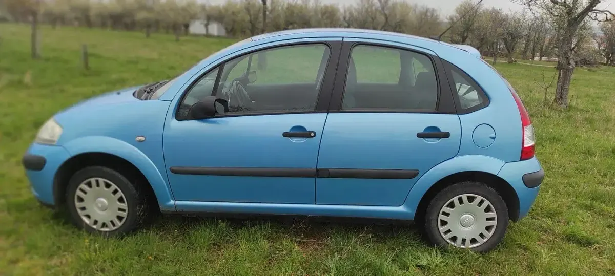 Gebraucht Citroën C3 Comfort 73 PS (53 kW) 2008 Blau Kleinwagen