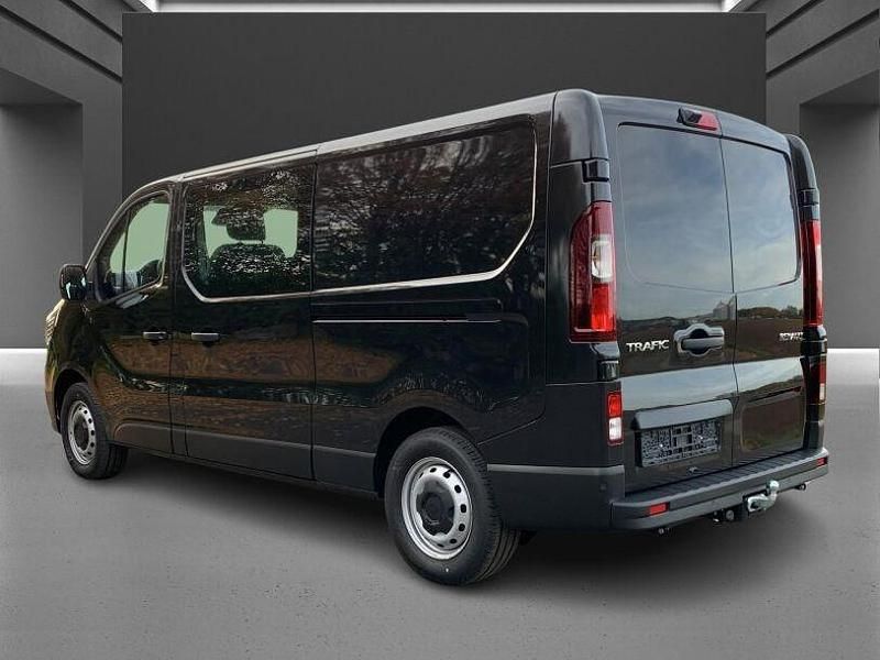 Neu Renault Trafic 170 PS (125 kW) 2025 Tenebroschwarz Van / Kleinbus