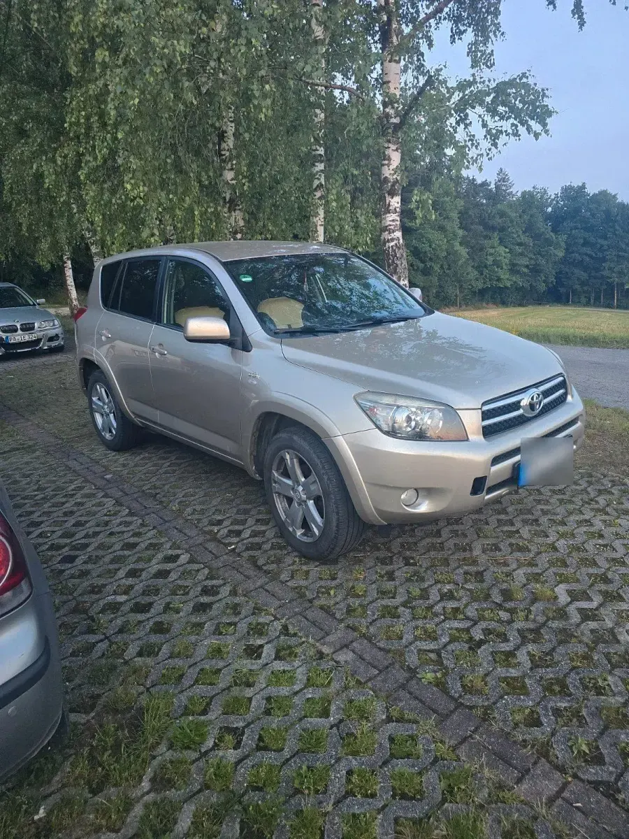 Gebraucht Toyota RAV4 177 PS (130 kW) 2007 Beige SUV