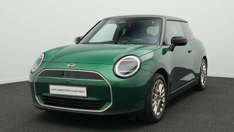 Gebraucht Mini Cooper Favoured 135 kW (184 PS) 2024 Grün Kleinwagen