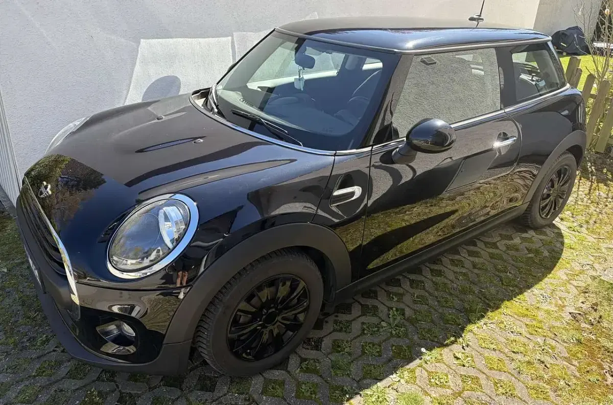 Usata Mini ONE 102 CV (75 kW) 2019 Utilitaria