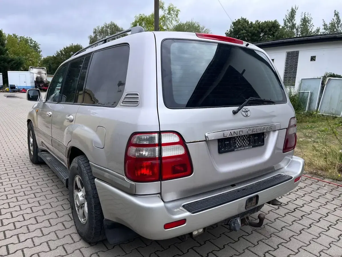 Gebraucht Toyota Land Cruiser Executive 204 PS (150 kW) 2004 Silber SUV