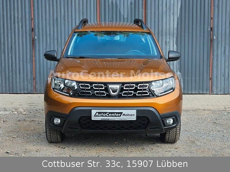 Gebraucht Dacia Duster Essentiel 114 PS (83 kW) 2018 Orange SUV