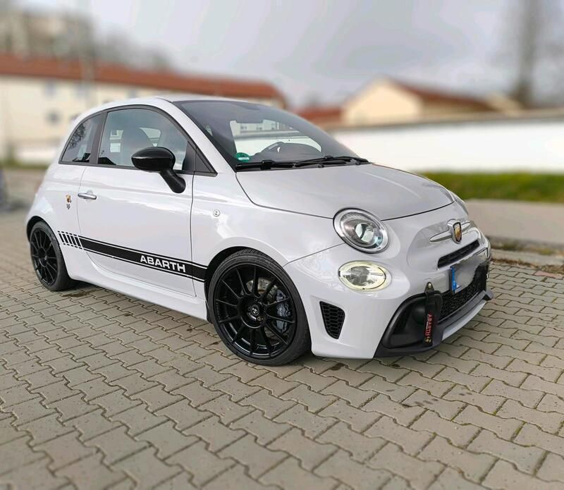 Grau Gebraucht 2017 Abarth 595 Turismo Kleinwagen | 17.000 € (Fairer Preis) - Bild 1/4
