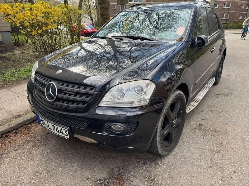 Gebraucht Mercedes ML320 224 PS (164 kW) 2007 Schwarz SUV
