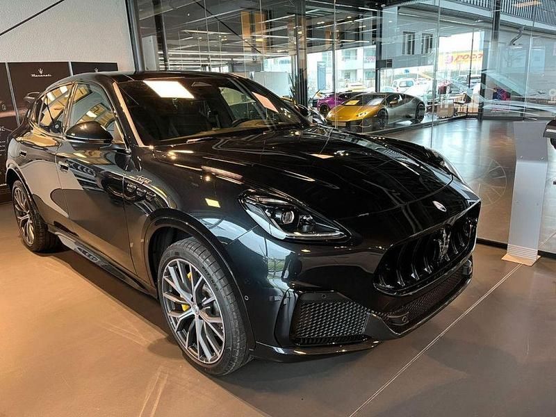 Schwarz Gebraucht 2024 Maserati Grecale SUV | 119.800 € - Bild 1/4