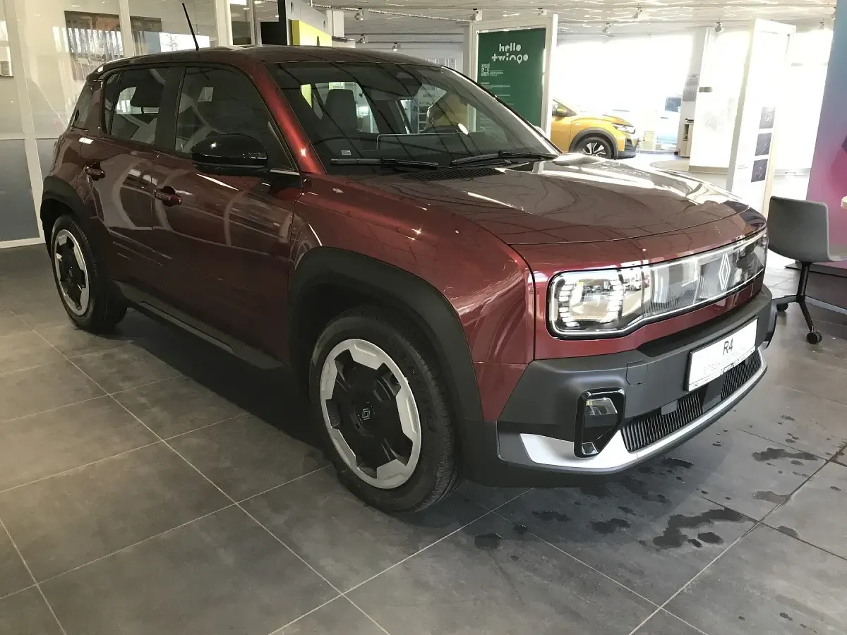Neu Renault 4 E-Tech Evolution 11 kW (15 PS) 2025 SUV