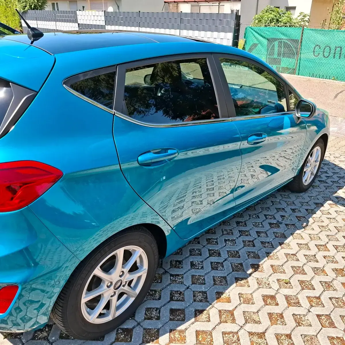 Gebraucht Ford Fiesta Titanium 101 PS (74 kW) 2017 Blau Kleinwagen