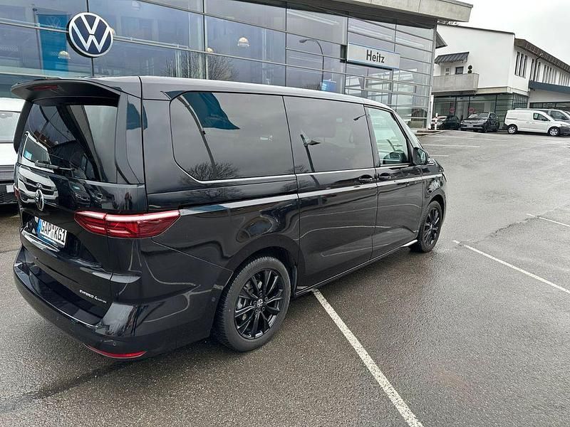Gebraucht VW Multivan 245 PS (180 kW) 2025 Schwarz Van