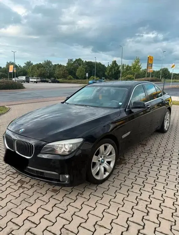 Gebraucht BMW 730 245 PS (180 kW) 2009 Schwarz Limousine