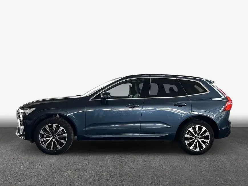 Gebraucht Volvo XC60 Core 250 PS (183 kW) 2024 Denim blue metallic 723 SUV