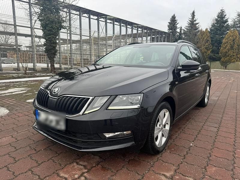 Gebraucht Skoda Octavia 150 PS (110 kW) 2019 Schwarz Kombi