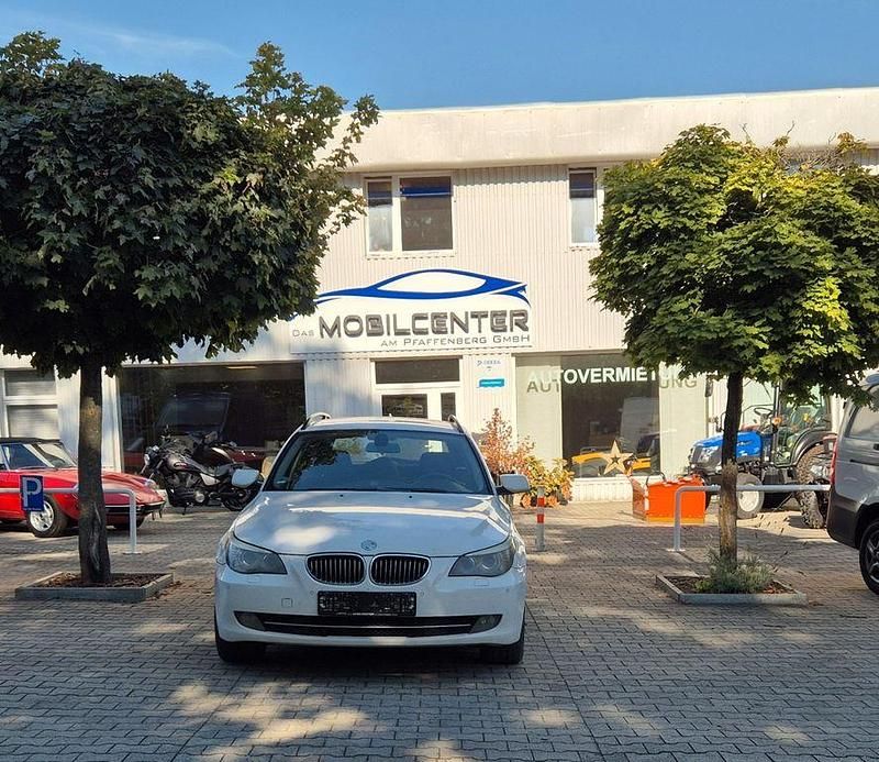 Weiß Gebraucht 2009 BMW 530 Kombi | 6.500 € (Fairer Preis) - Bild 1/4