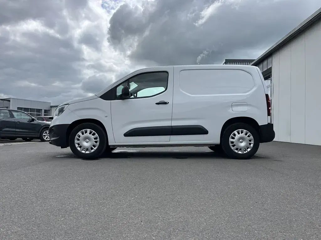 Occasion Opel Combo-e Life Basis 100 kW (136 ch) 2022 Blanc Monospace