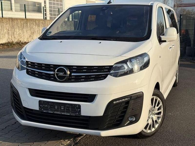 Weiss Gebraucht 2021 Opel Zafira Life Van | 22.200 € (Guter Preis) - Bild 1/4