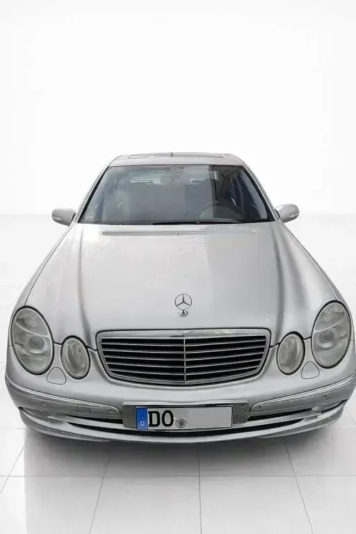 Second-hand Mercedes E320 224 CP (164 kW) 2003 Argintiu Berlinǎ