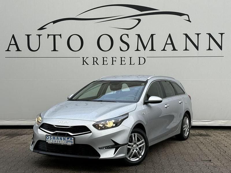 (kcs) sparklingsilber met. Gebraucht 2023 Kia Ceed Sportswagon Vision Kombi | 19.750 € (Superpreis) - Bild 1/4