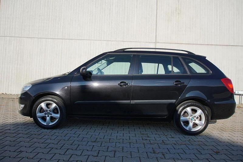 Gebraucht Skoda Fabia 75 PS (55 kW) 2011 Schwarzmagic perleffekt Kombi