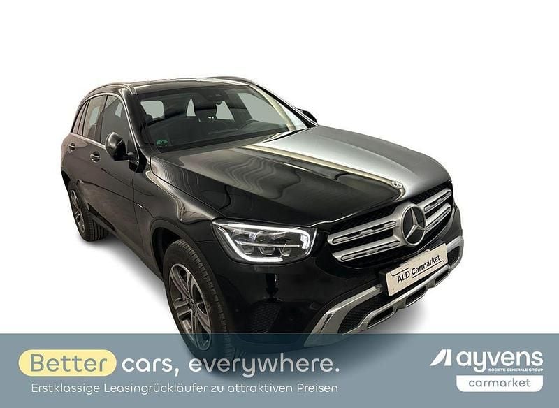 Schwarz unilack Gebraucht 2021 Mercedes GLC300e SUV | 30.480 € (Superpreis) - Bild 1/4