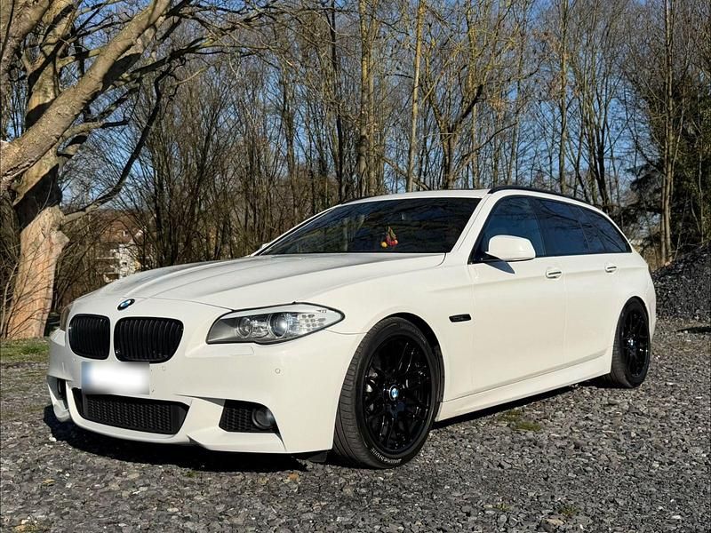 Gebraucht BMW 525 218 PS (160 kW) 2012 Weiß Kombi