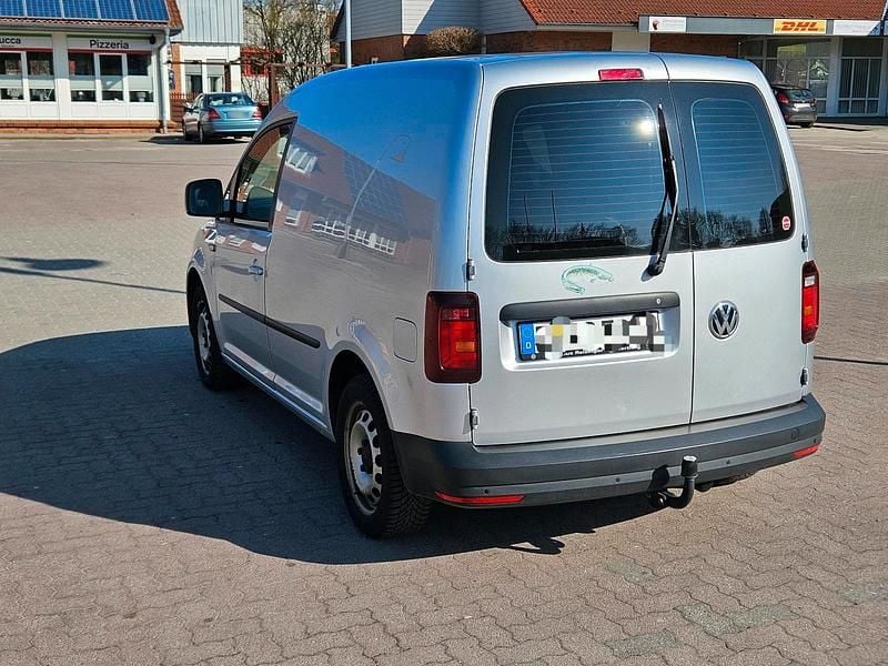 Gebraucht VW Caddy Trendline 125 PS (91 kW) 2019 Silber Van / Kleinbus