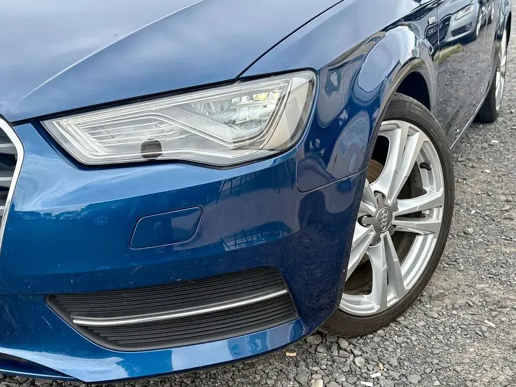 Gebraucht Audi A3 S-Line 190 PS (139 kW) 2015 Scubablau Limousine