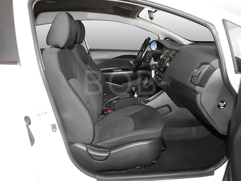 Gebraucht Kia Rio 84 PS (61 kW) 2017 Weiß Kleinwagen