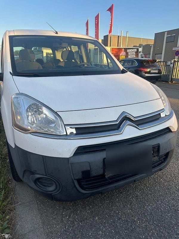 Weiß Gebraucht 2012 Citroën Berlingo Van / Kleinbus | 3.800 € (Superpreis) - Bild 1/4