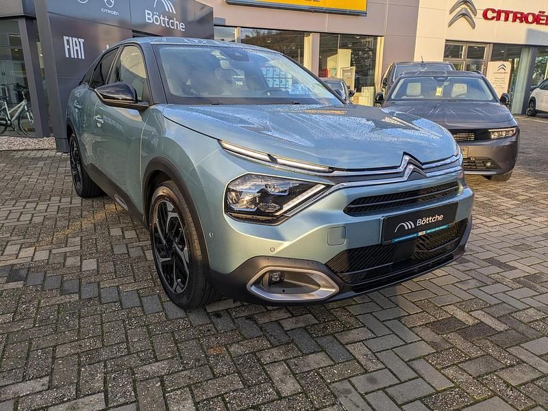 Gebraucht Citroën C4 PureTech 131 PS (96 kW) 2023 Lackierung olbia blau/typ aussenverkleidung metalliclackierung Limousine