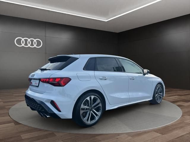Gebraucht Audi S3 Ambiente 333 PS (244 kW) 2024 Grau Limousine