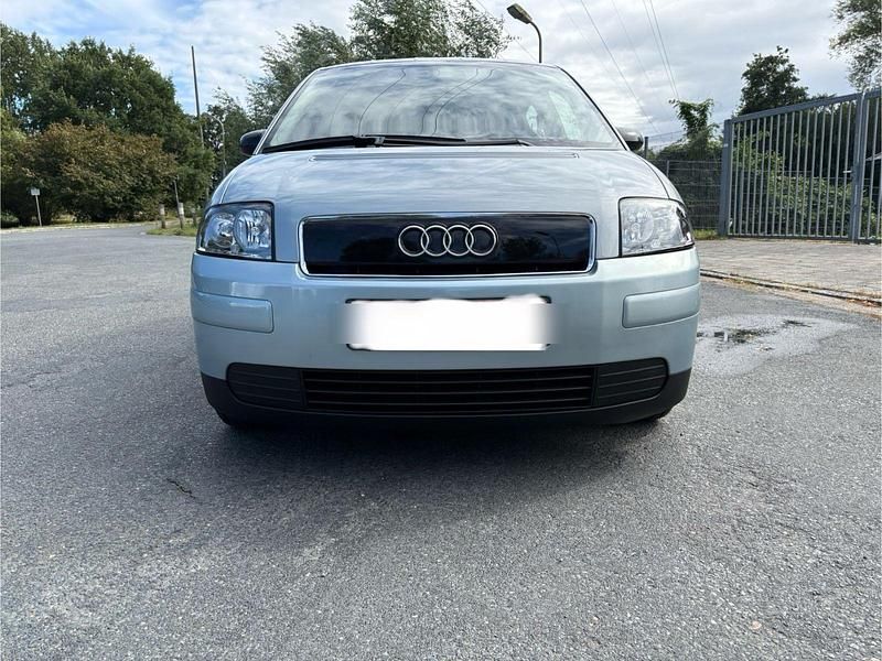Silber Gebraucht 2003 Audi A2 Kleinwagen | 6.901 € (Fairer Preis) - Bild 1/4