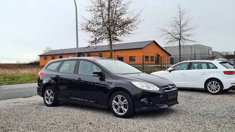 Gebraucht Ford Focus SYNC Edition 125 PS (91 kW) 2013 Schwarz Kombi