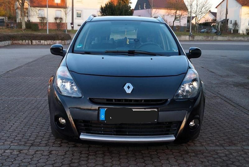 Gebraucht Renault Clio III 103 PS (75 kW) 2011 Schwarz Limousine