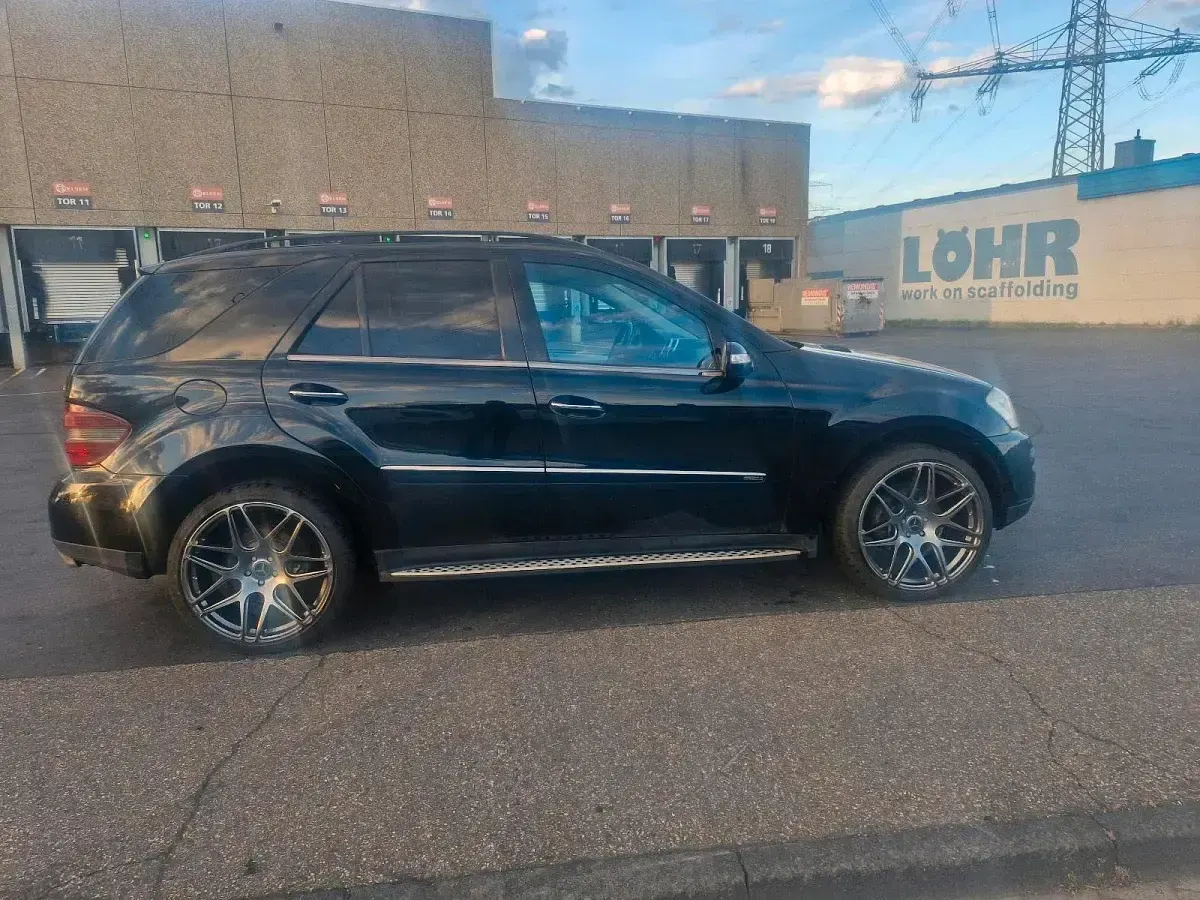 Gebraucht Mercedes ML320 AMG 224 PS (164 kW) 2008 SUV