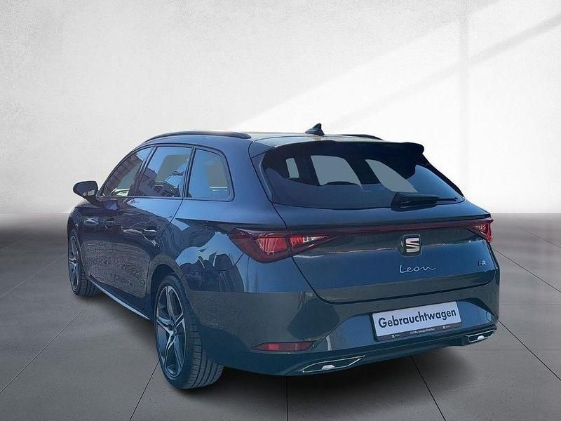Gebraucht Seat Leon FR 150 PS (110 kW) 2022 Magnetic grau metallic Kombi