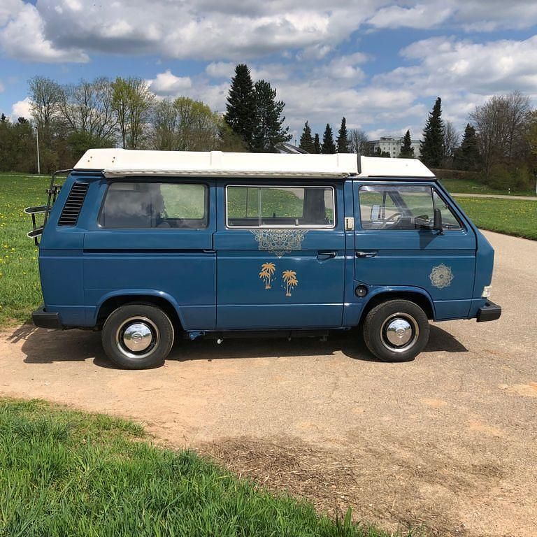 Usado VW Multivan 70 HP (51 kW) 1987 Azul Monovolume