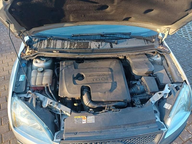 Gebraucht Ford Focus Ambiente 109 PS (80 kW) 2006 Grau Kombi