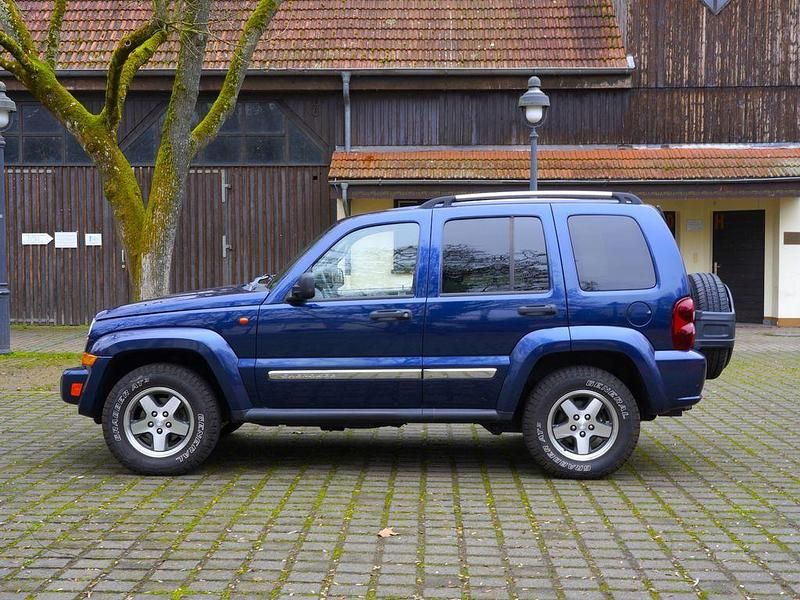 Gebraucht Jeep Cherokee Limited 163 PS (119 kW) 2006 Blau SUV