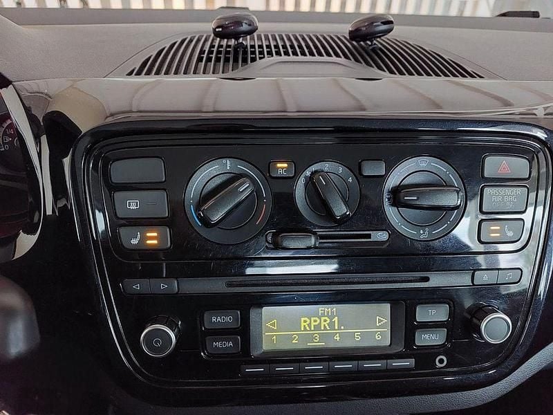 Gebraucht VW up! high up! 60 PS (44 kW) 2012 Rot Kleinwagen