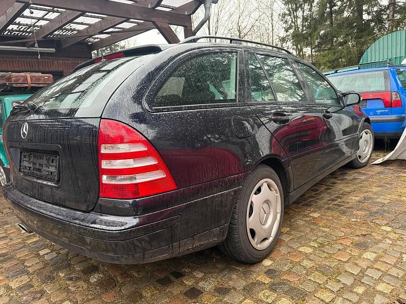 Gebraucht Mercedes C180 143 PS (105 kW) 2006 Silber Kombi
