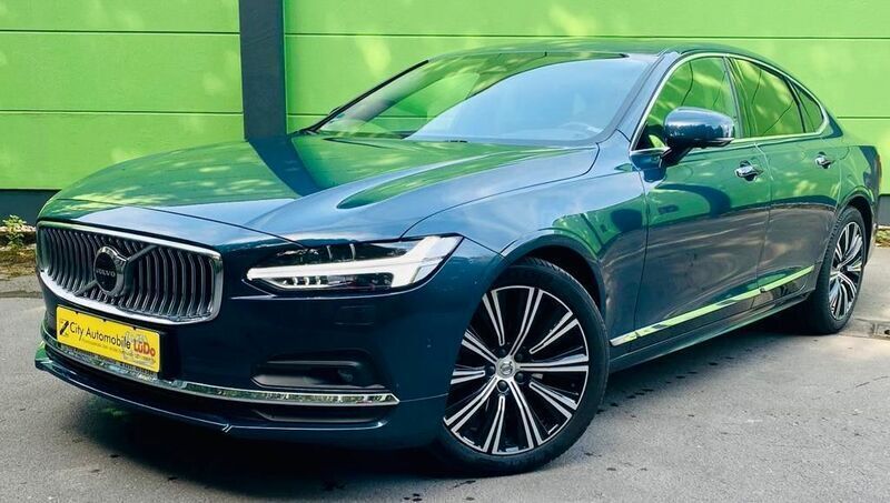 Blau Gebraucht 2022 Volvo S90 Inscription Limousine | 44.990 € (Teuer) - Bild 1/4