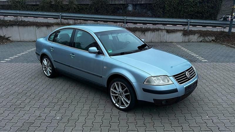 Gebraucht VW Passat 101 PS (74 kW) 2001 Grau Limousine