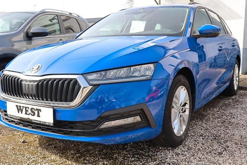 Gebraucht Skoda Octavia 150 PS (110 kW) 2022 Blau Kombi