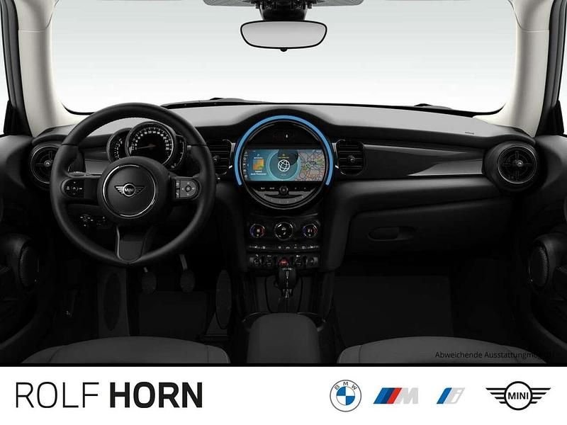 Gebraucht Mini Cooper Essential 136 PS (100 kW) 2023 Melting silver iii metallic Kleinwagen