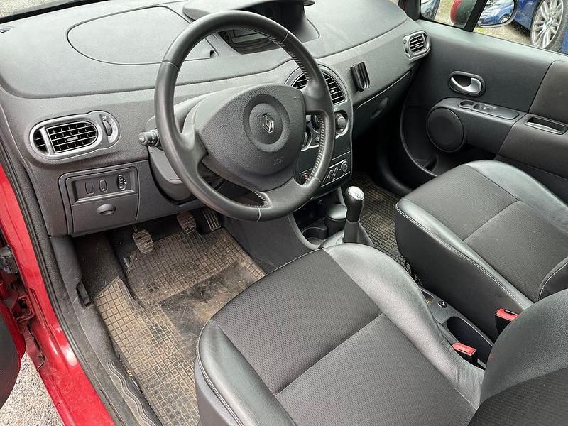 Gebraucht Renault Modus Exception 111 PS (81 kW) 2007 Rot Van / Kleinbus