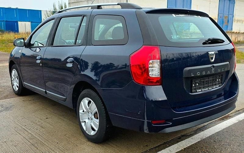 Gebraucht Dacia Logan MCV Lauréate 73 PS (53 kW) 2017 Blau Kombi