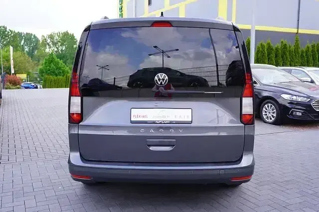 Gebraucht VW Caddy Life 114 PS (83 kW) 2022 Grau Van / Kleinbus