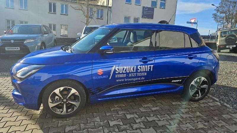 Gebraucht Suzuki Swift Comfort+ 83 PS (61 kW) 2025 Frontier blue pearl Kleinwagen